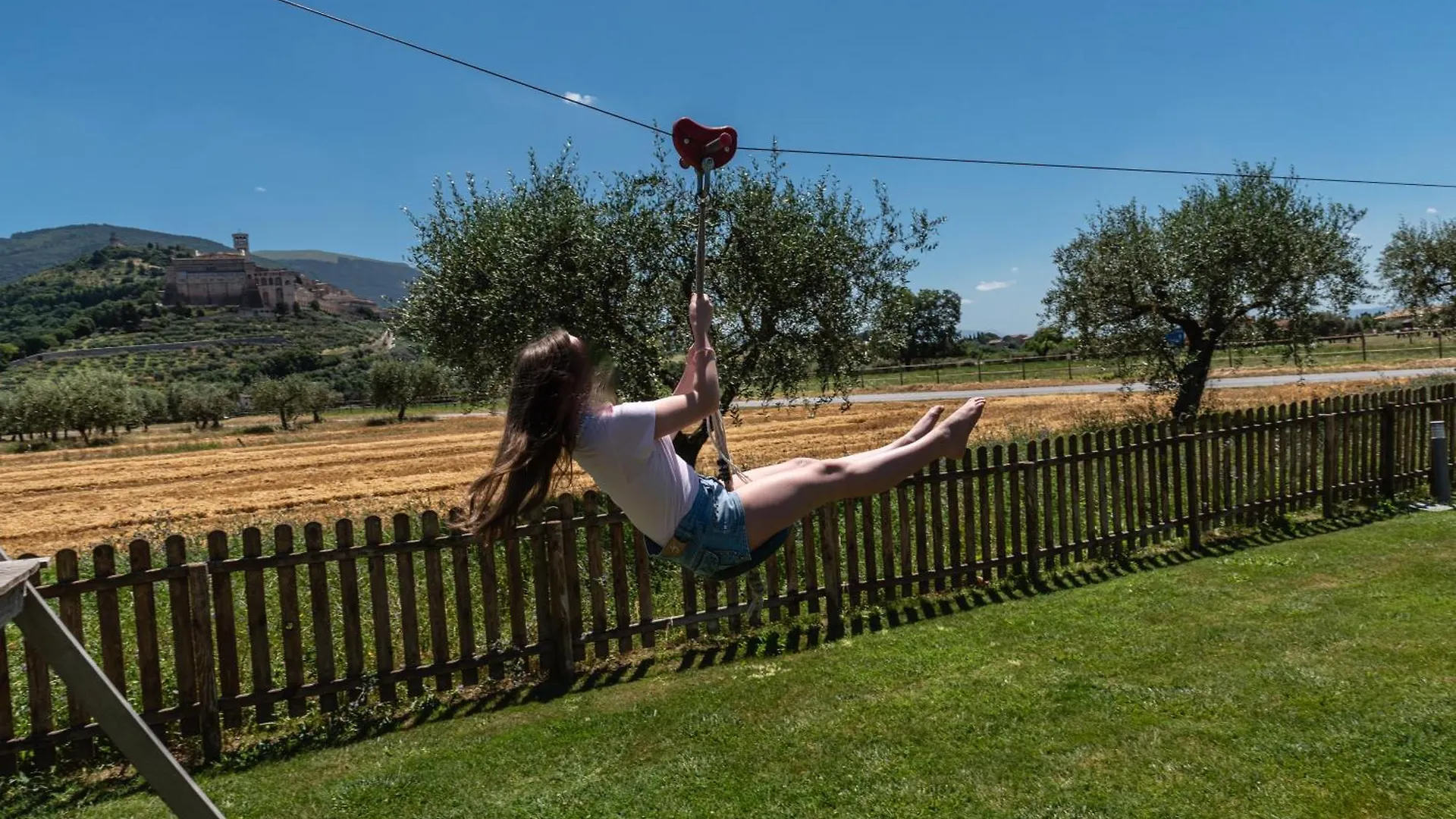Фермерский дом Agriturismo Il Girasole Ассизи Италия