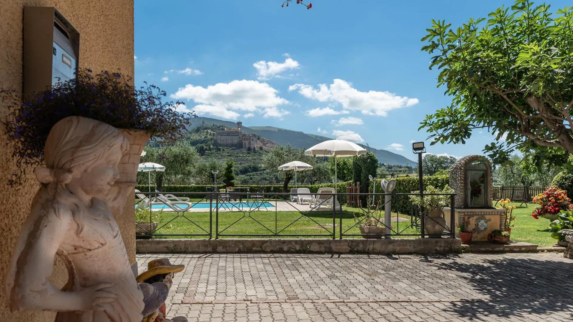Agriturismo Il Girasole Ассизи Фермерский дом
