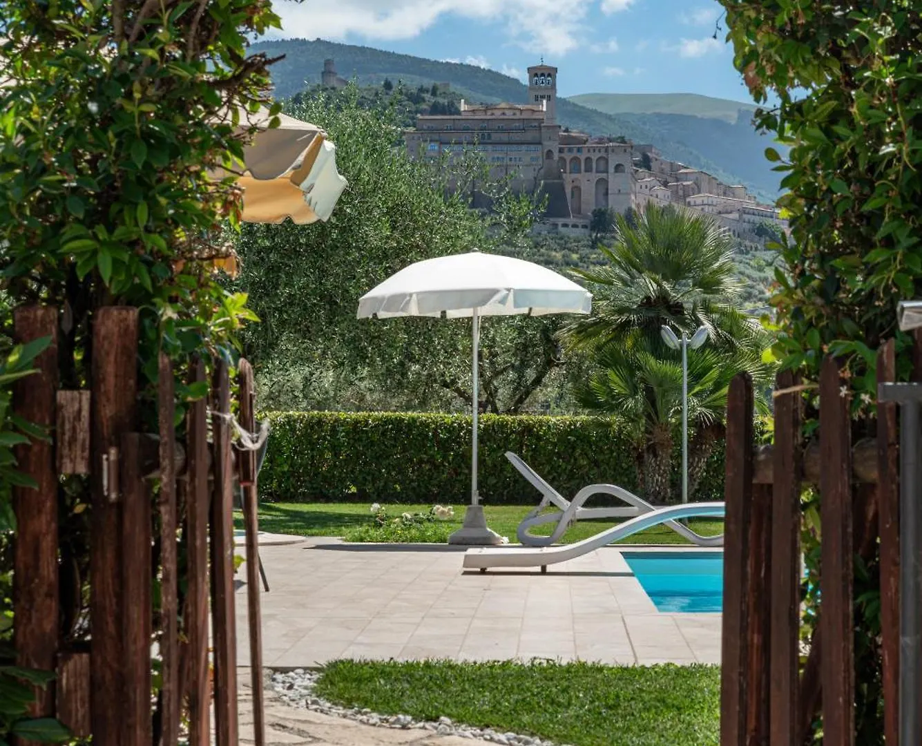 Фермерский дом Agriturismo Il Girasole Ассизи Италия